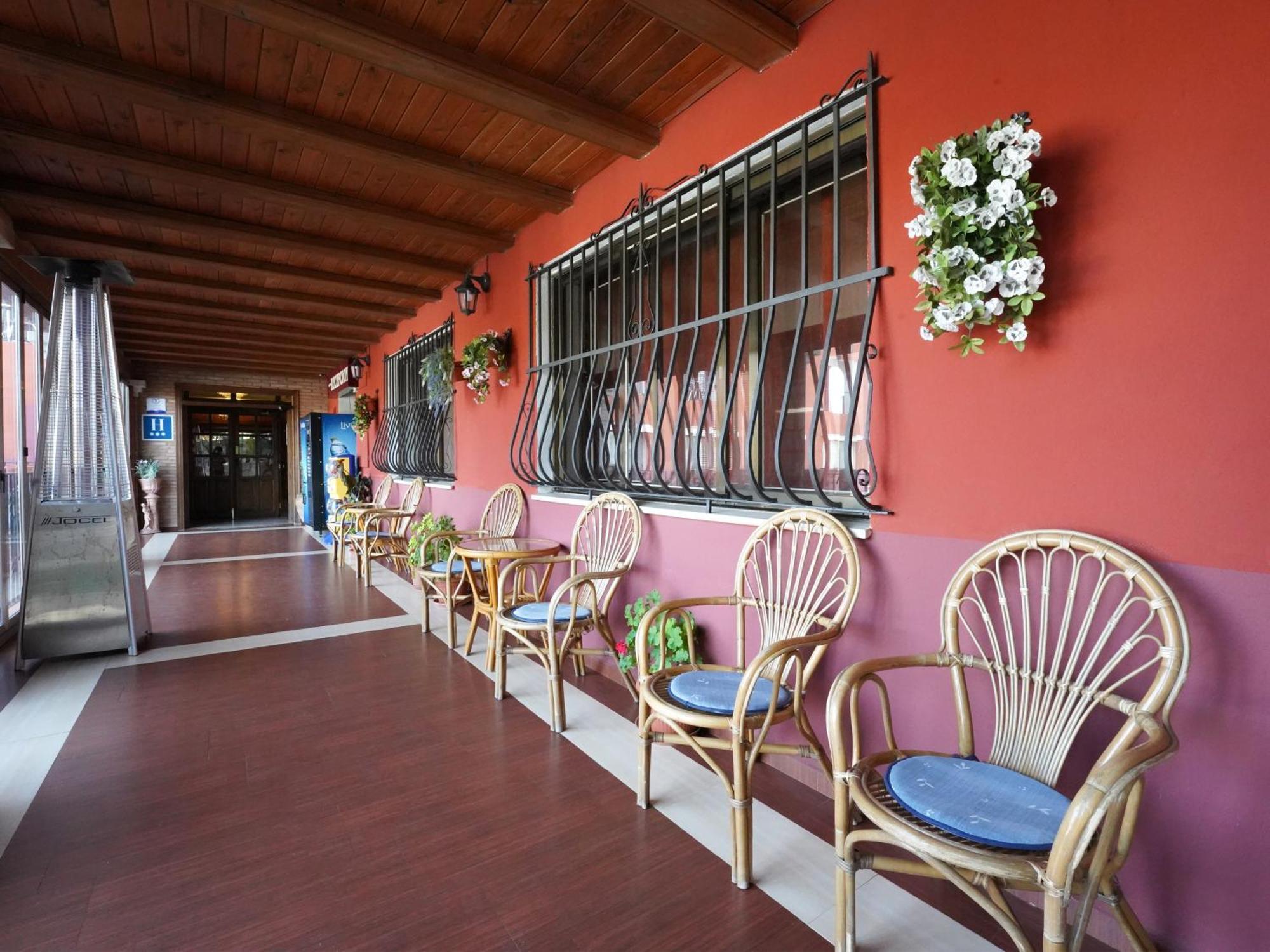 Hotel La Rueda 3000 Mora de Rubielos Zewnętrze zdjęcie